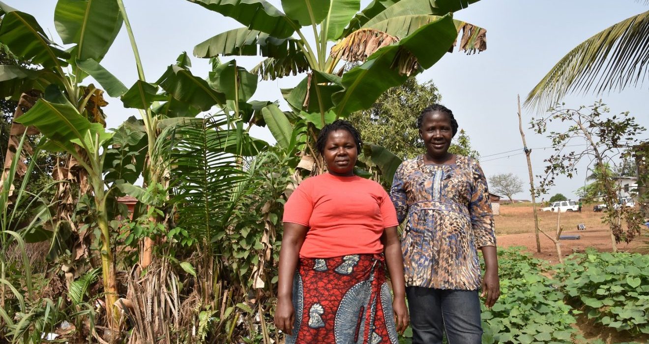 harriet and a local farmer-1500x1000