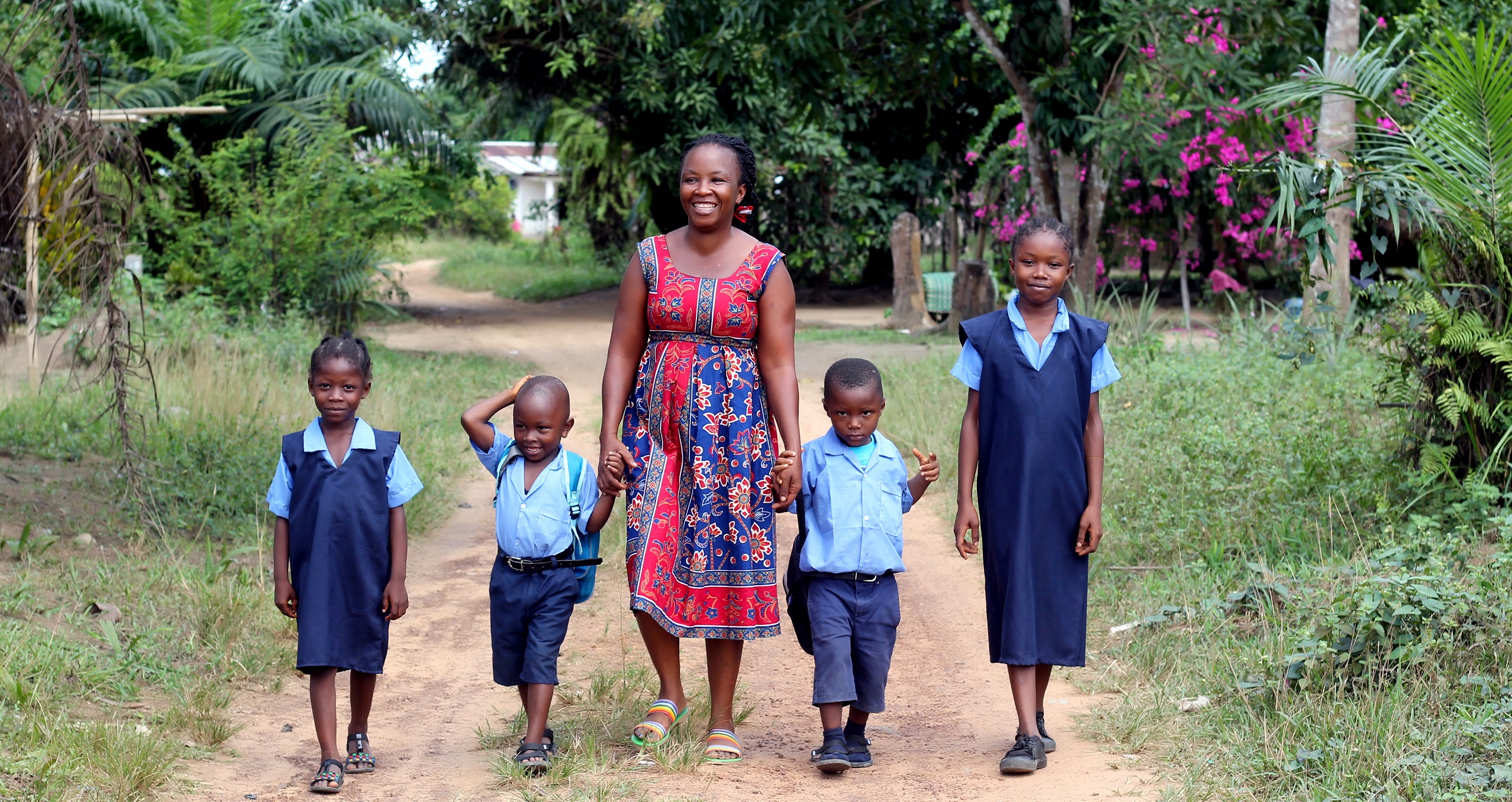 Location Liberia, mother and children