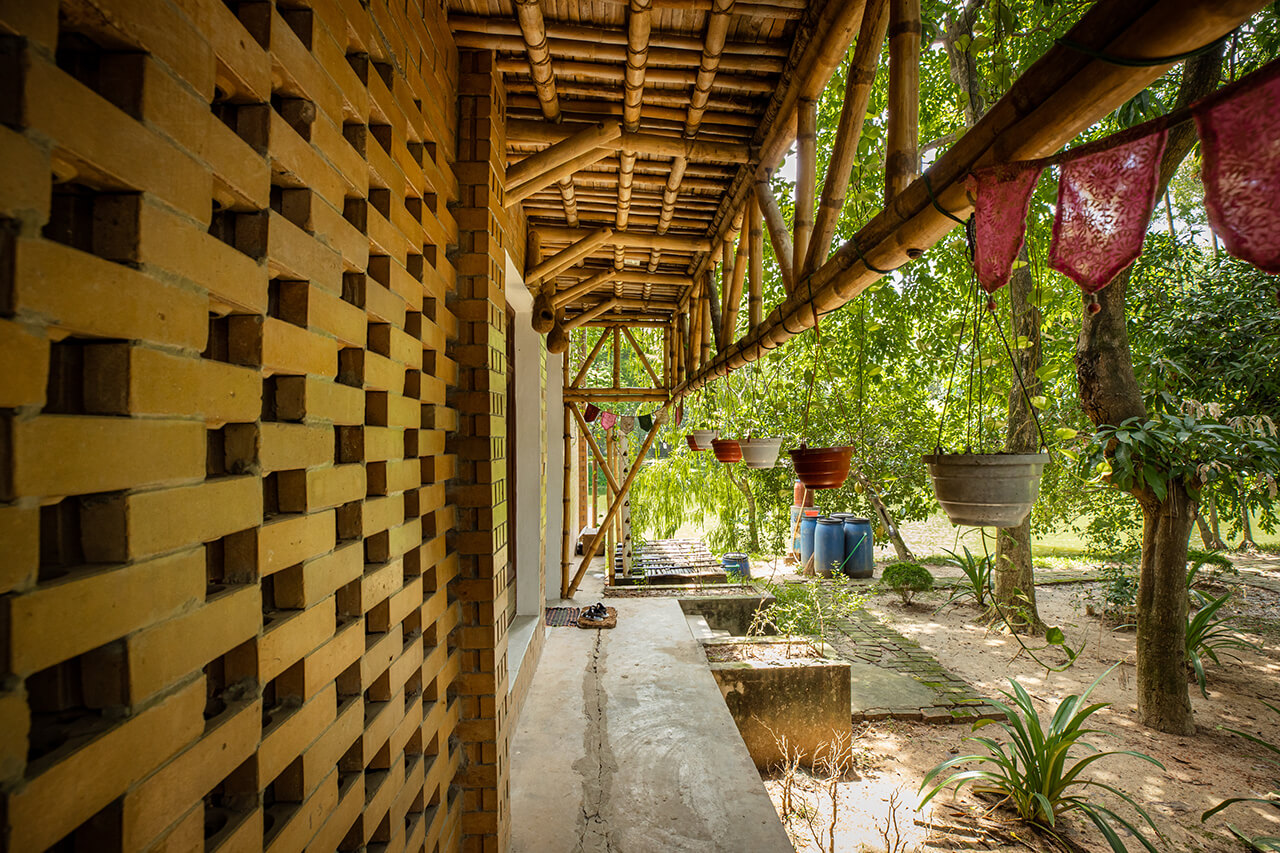 Side view of the amphibious house. © Shamim Hossain, BRAC 2025